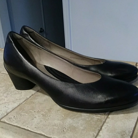 ecco womens heels